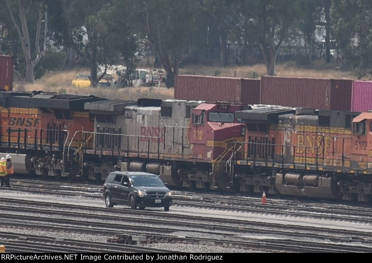 BNSF 732